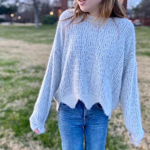 Last 1! NWT Fuzzy Striped Sweater with Scalloped Hem - Picture 6 of 6